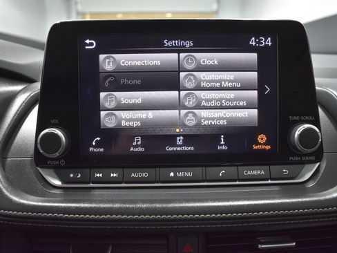 Certified 2024 Nissan Rogue SV w/ SV Premium Package image 23