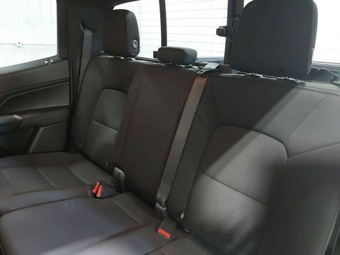 Used 2023 Chevrolet Colorado LT w/ LT Convenience Package II AWD/4WD image 13