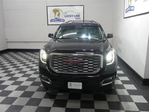 Used 2019 GMC Yukon Denali w/ Denali Ultimate Package AWD/4WD image 3