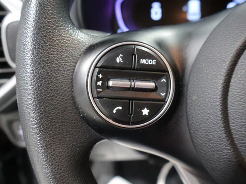 Used 2024 Kia Soul LX w/ Option Group 015 FWD image 30