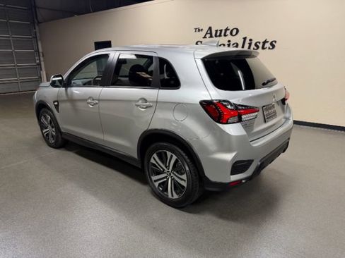 Used 2025 Mitsubishi Outlander Sport AWD image 2