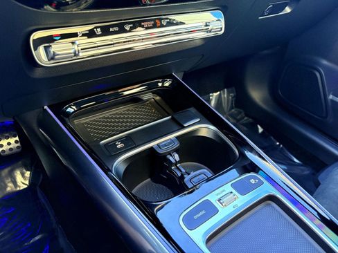 New 2025 Mercedes-Benz GLA 250 image 26