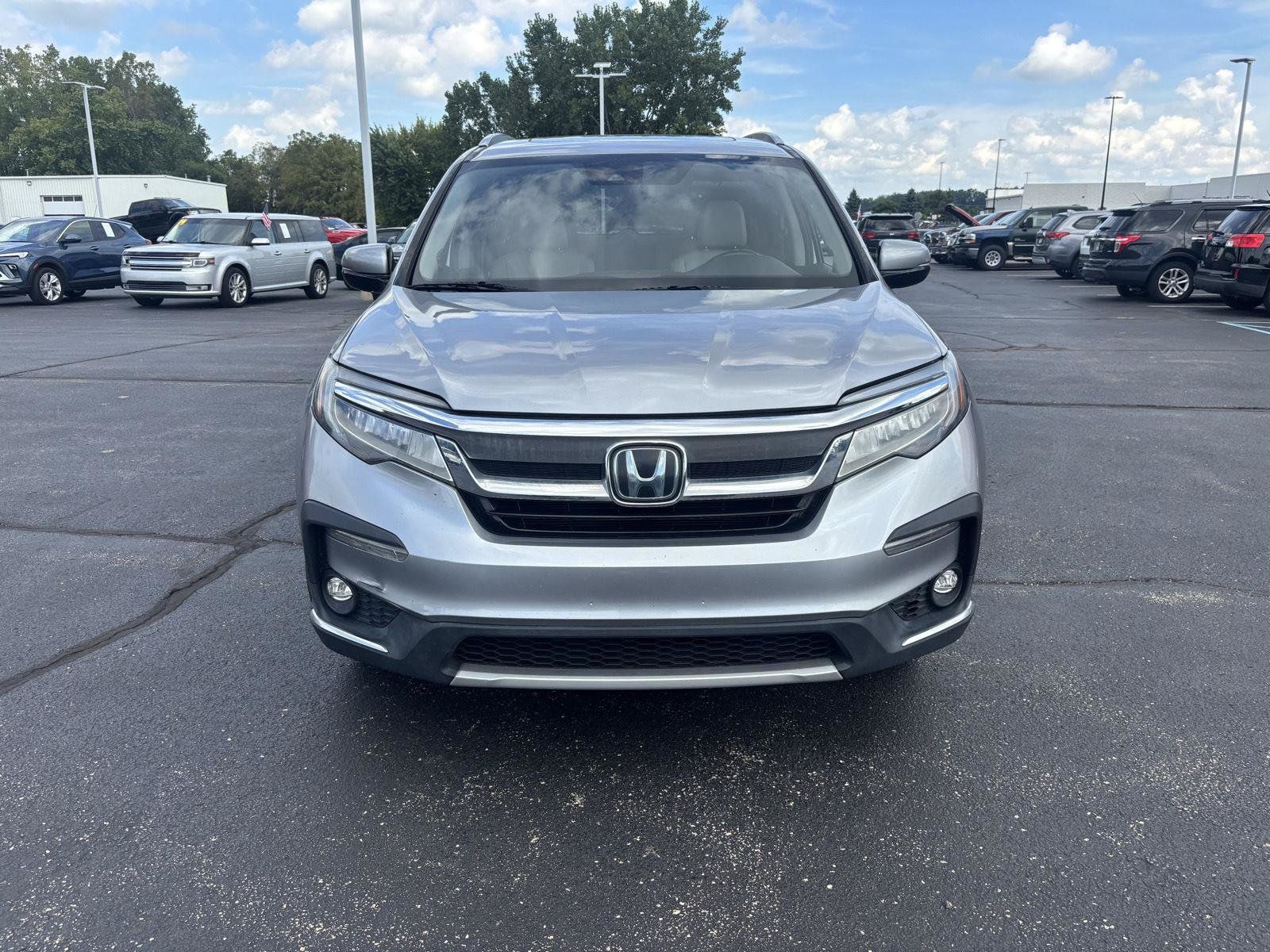 Used 2019 Honda Pilot Touring image 11