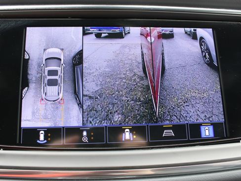 Used 2024 Buick Enclave Premium FWD image 44