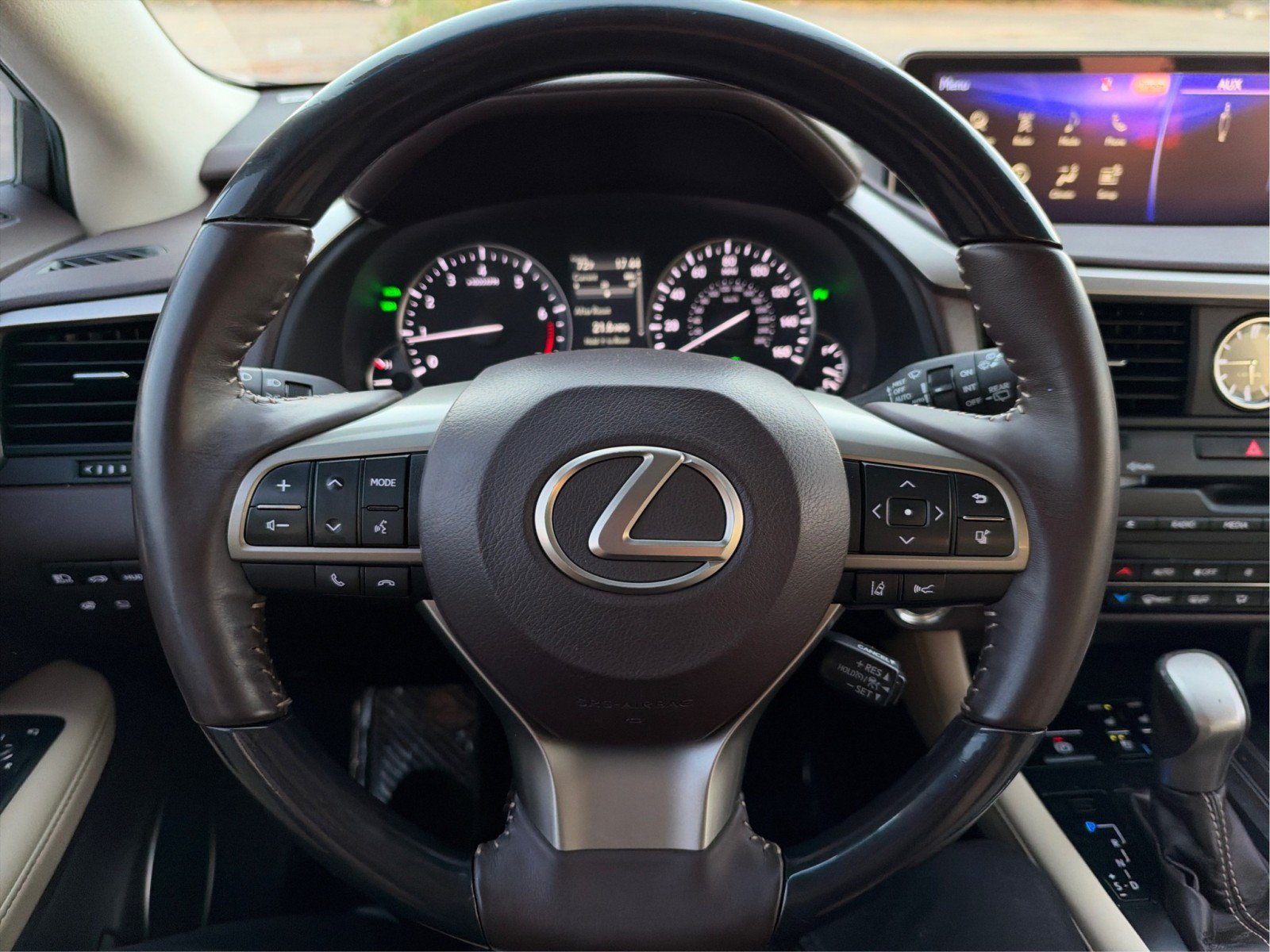 Used 2017 Lexus RX 350 AWD w/ Luxury Package image 37
