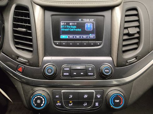 Used 2017 Chevrolet Impala LS image 25