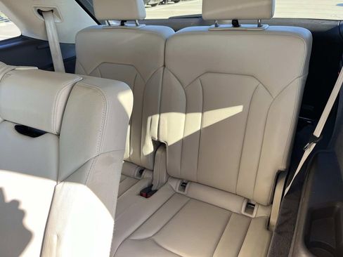 Used 2019 Audi Q7 3.0T Premium Plus image 20