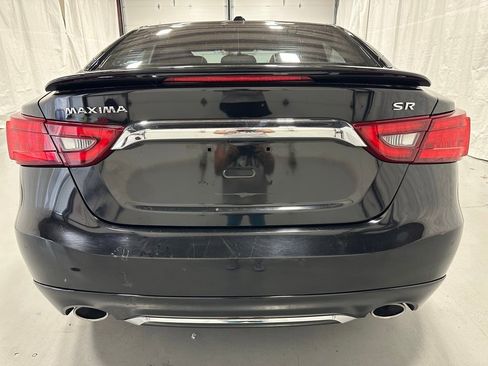 Used 2017 Nissan Maxima SR w/ Midnight Edition image 6