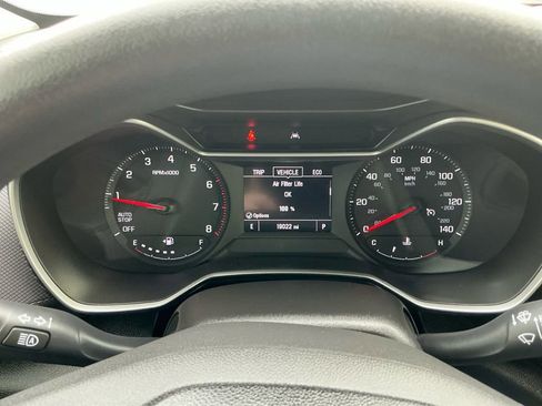 Used 2023 Chevrolet TrailBlazer LS image 19