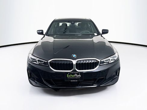 Used 2025 BMW 330i Sedan image 2