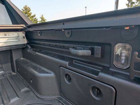 New 2025 Hyundai Santa Cruz Limited image 39