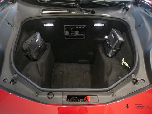 Used 2019 Ferrari 488 Spider RWD image 10