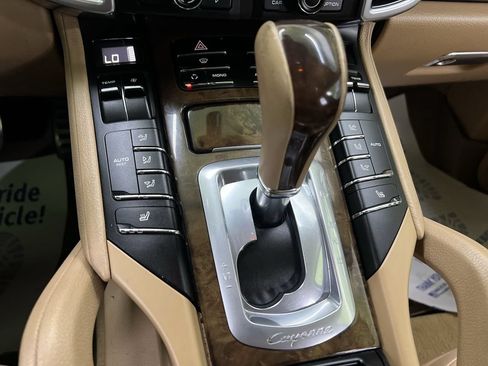 Used 2011 Porsche Cayenne S AWD/4WD image 23