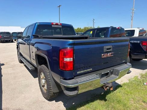 Used 2015 GMC Sierra 2500 SLT AWD/4WD image 7