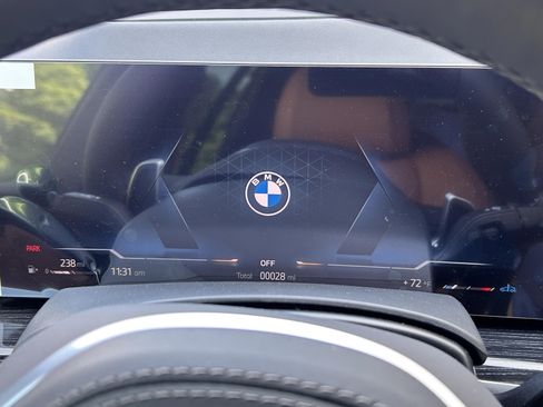 Used 2026 BMW X5 xDrive40i w/ M Sport Package AWD/4WD image 25