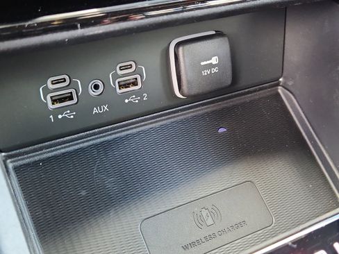 New 2025 Jeep Grand Cherokee L Laredo w/ Luxury Tech Group I image 22