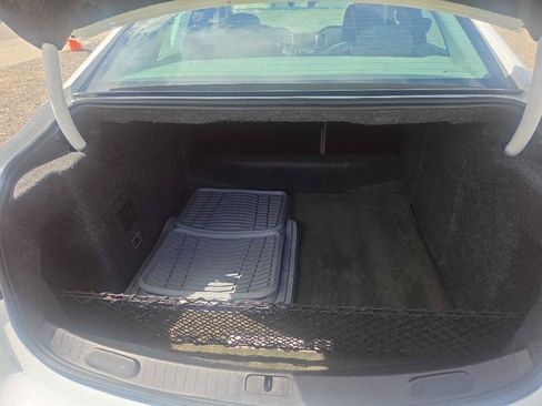 Used 2015 Chevrolet Impala LT w/ Convenience Package FWD image 19