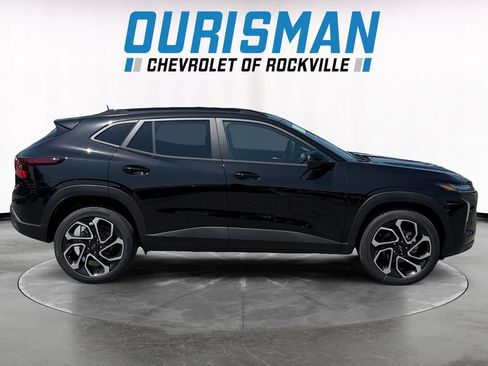 New 2026 Chevrolet Trax RS w/ Sunroof Package FWD image 7