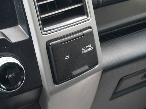 Used 2019 Ford F150 Lariat AWD/4WD image 33