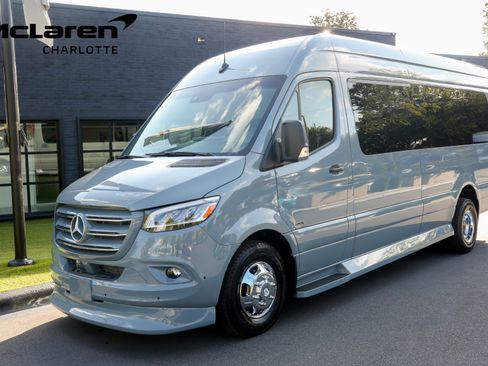 Used 2023 Mercedes-Benz Sprinter 3500 image 1