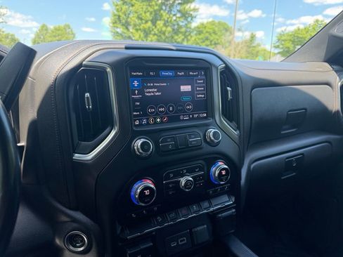 Used 2021 GMC Sierra 1500 AT4 AWD/4WD image 12