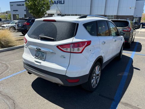 Used 2015 Ford Escape SE w/ SE Chrome Package AWD/4WD image 4