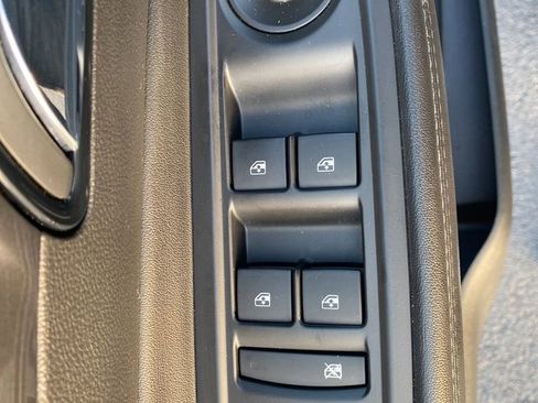 Used 2021 Buick Encore Preferred image 11