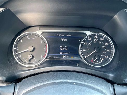 Used 2024 Nissan Sentra SV FWD image 13