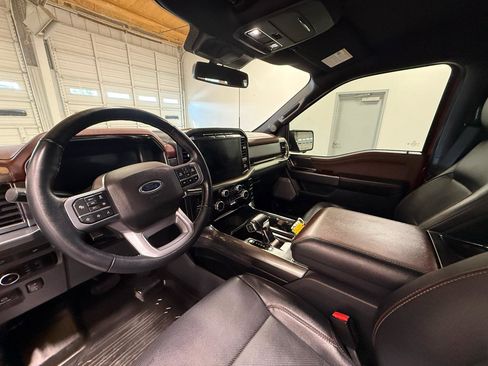 Used 2023 Ford F150 Lariat image 12
