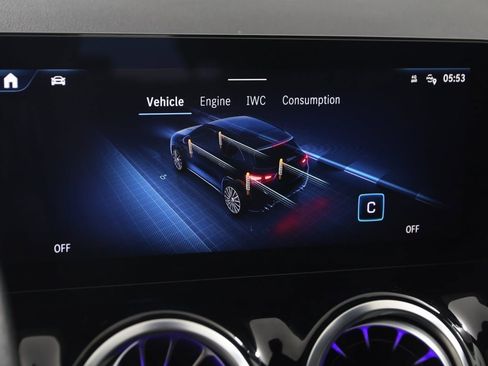 Used 2024 Mercedes-Benz GLA 35 AMG 4MATIC image 48