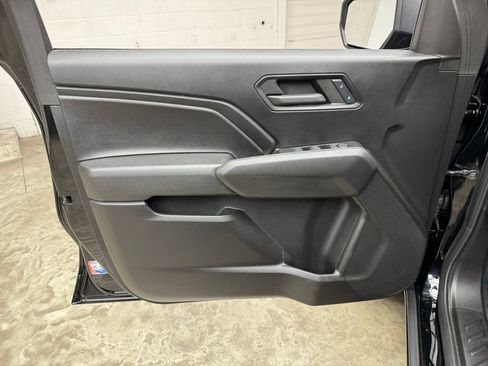 Used 2024 Chevrolet Colorado Trail Boss w/ Advanced Trailering Package AWD/4WD image 8