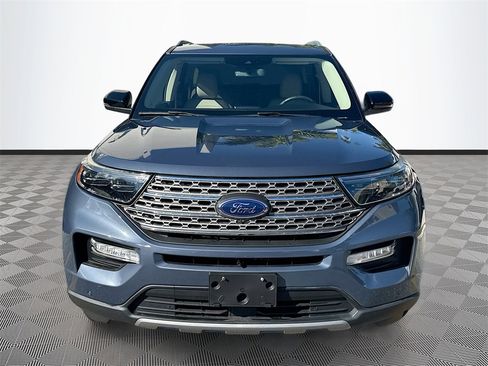 Used 2021 Ford Explorer Limited w/ Equipment Group 301A image 2