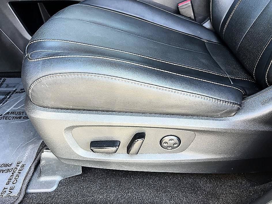 Used 2023 INFINITI QX60 Luxe w/ Cargo Package AWD/4WD image 22