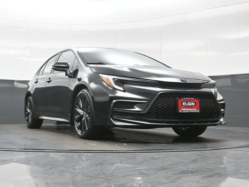 Used 2023 Toyota Corolla SE w/ Carpet Mat Package (TMS) FWD image 26