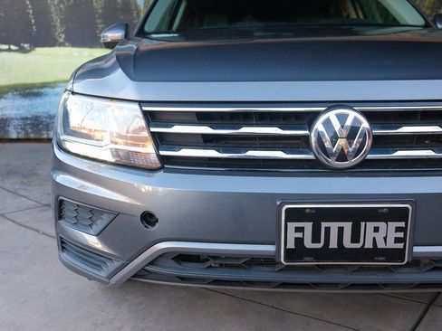 Used 2018 Volkswagen Tiguan SE image 36