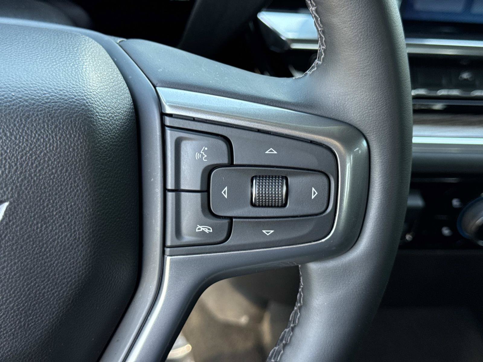 Used 2025 Chevrolet Silverado 1500 RST w/ LPO, Dark Essentials Package RWD image 12