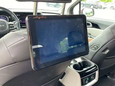 Used 2022 Kia Carnival SX FWD image 31