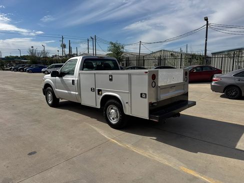 Used 2016 Ford F250 XL image 5