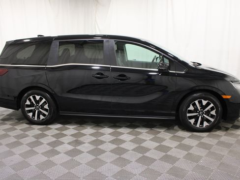 Used 2025 Honda Odyssey EX-L image 30