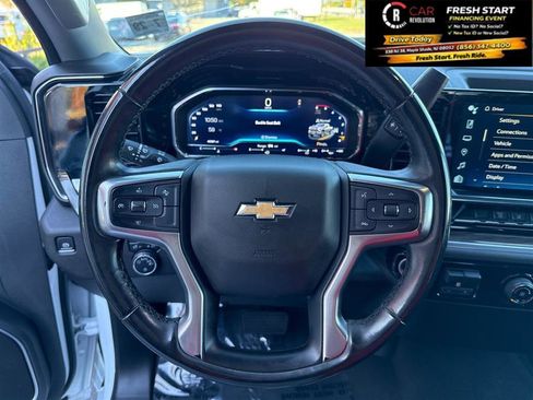 Used 2024 Chevrolet Silverado 2500 LT AWD/4WD image 29