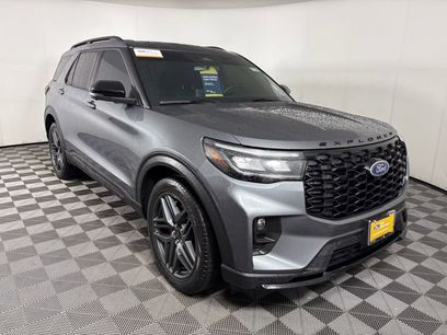 Used 2025 Ford Explorer ST