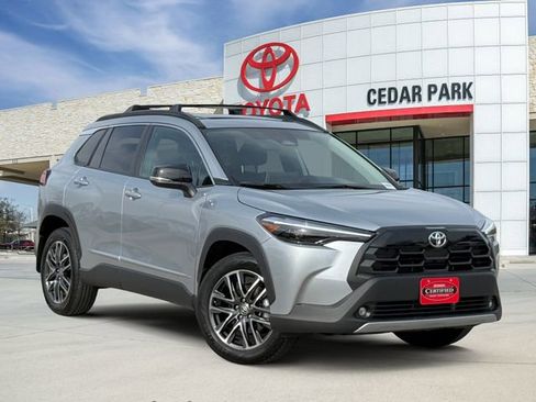 Used 2026 Toyota Corolla Cross XLE w/ Convenience Package image 1