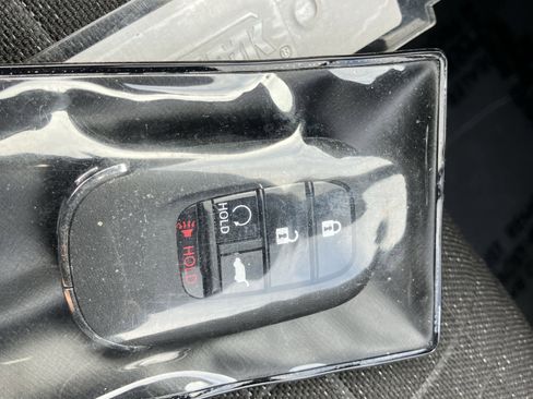 Certified 2023 Honda HR-V Sport image 35