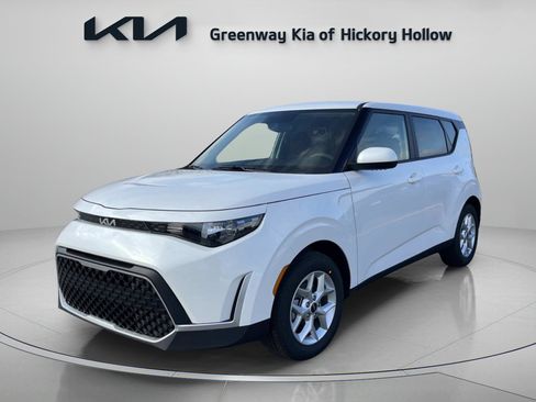 New 2025 Kia Soul LX image 3