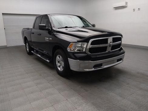Used 2018 RAM 1500 Tradesman w/ Chrome Appearance Group RWD image 13
