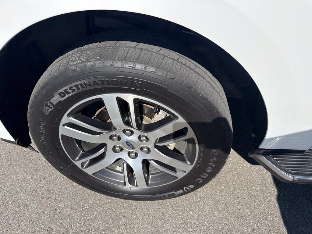 Used 2023 Ford Expedition Max Limited AWD/4WD image 16