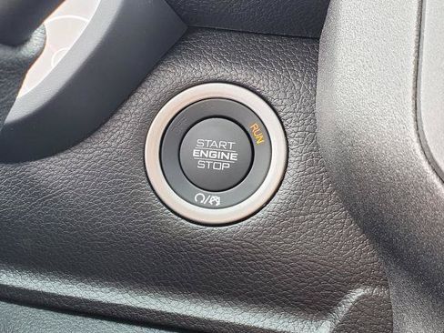New 2026 RAM 2500 Tradesman AWD/4WD image 12