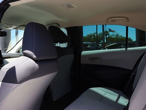 Used 2022 Toyota Corolla LE w/ Carpet Mat Package (TMS) FWD image 33