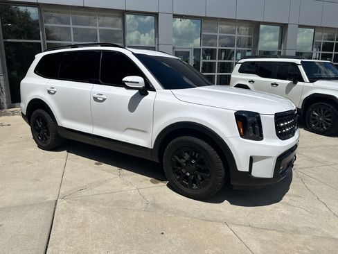 Used 2025 Kia Telluride SX Prestige X-Pro AWD/4WD image 19