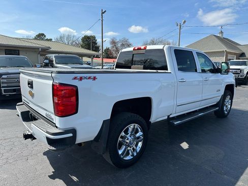 Used 2017 Chevrolet Silverado 2500 High Country w/ Duramax Plus Package image 5